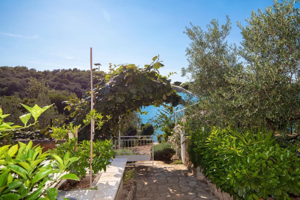La Casa Ingrid - Couple'S Paradise Banjole Exteriér fotografie
